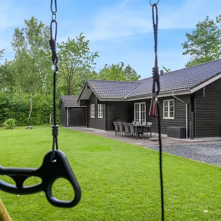 Сasa de vacaciones Falka - 30km From The Sea By Interhome